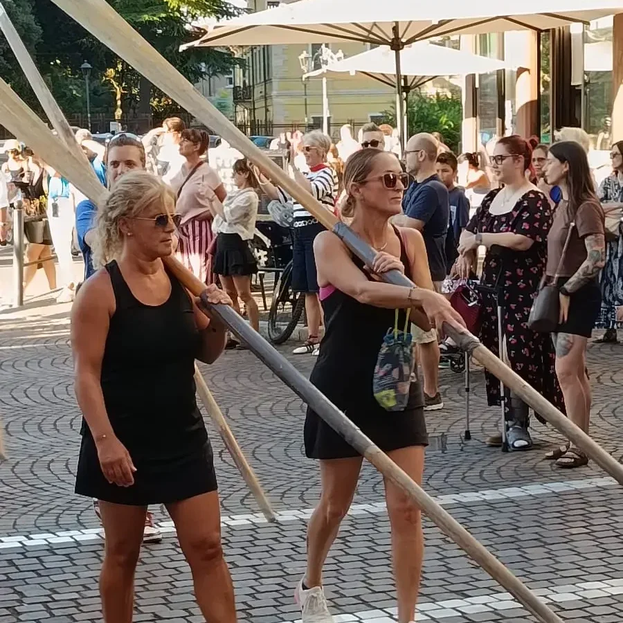 Equipaggi in sfilata al Palio delle Mura di Peschiera 2026