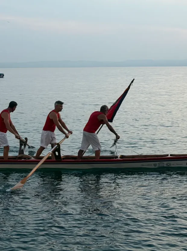 Bissa sul lago per la Seconda regata bisse 2026 a Cisano